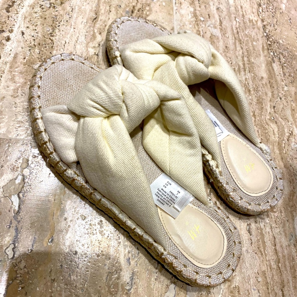 H&M knotted slides size 7/8 NWOT never worn